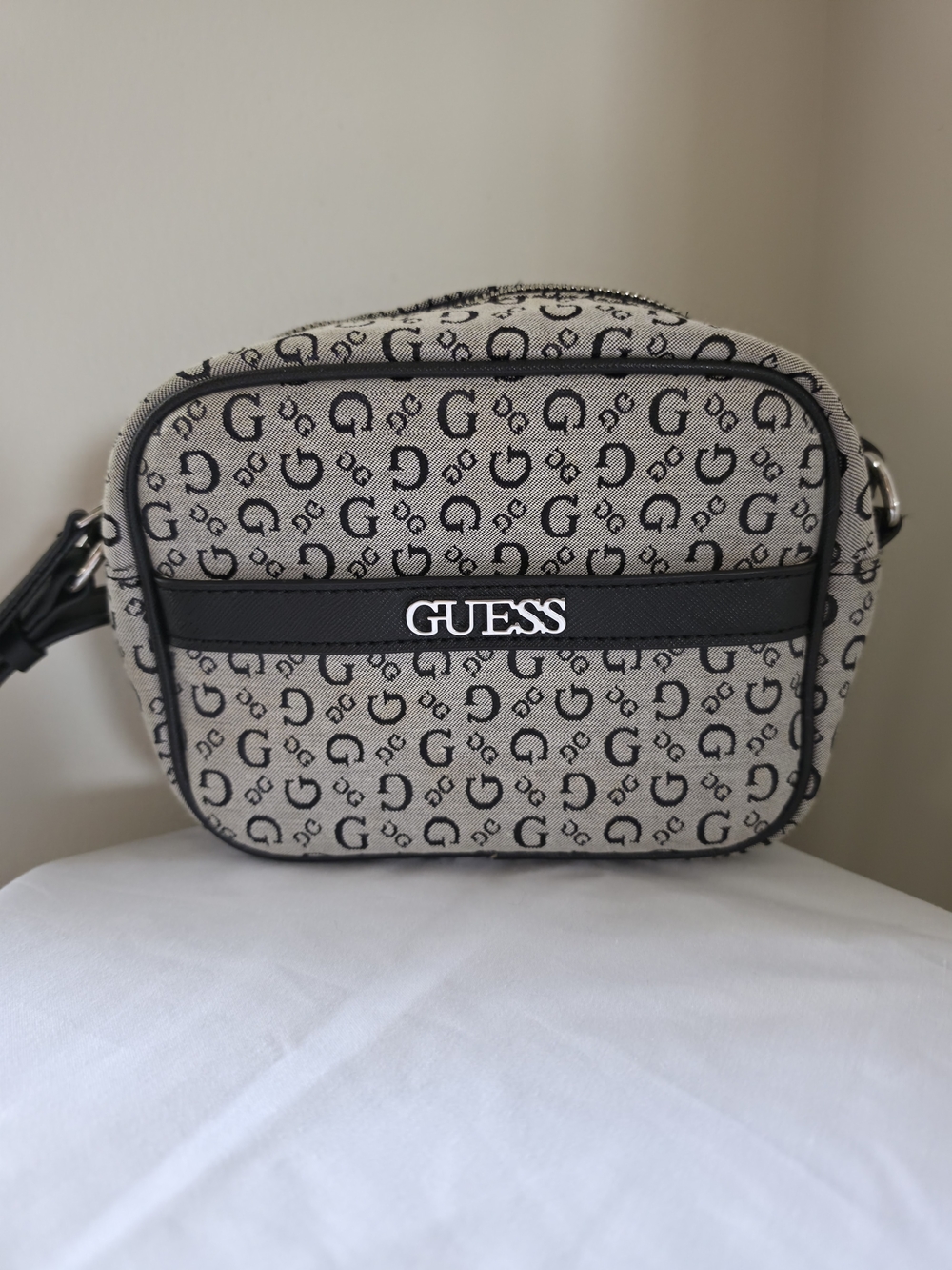 GUESS Logo Crossbody Bag in Beige/Black